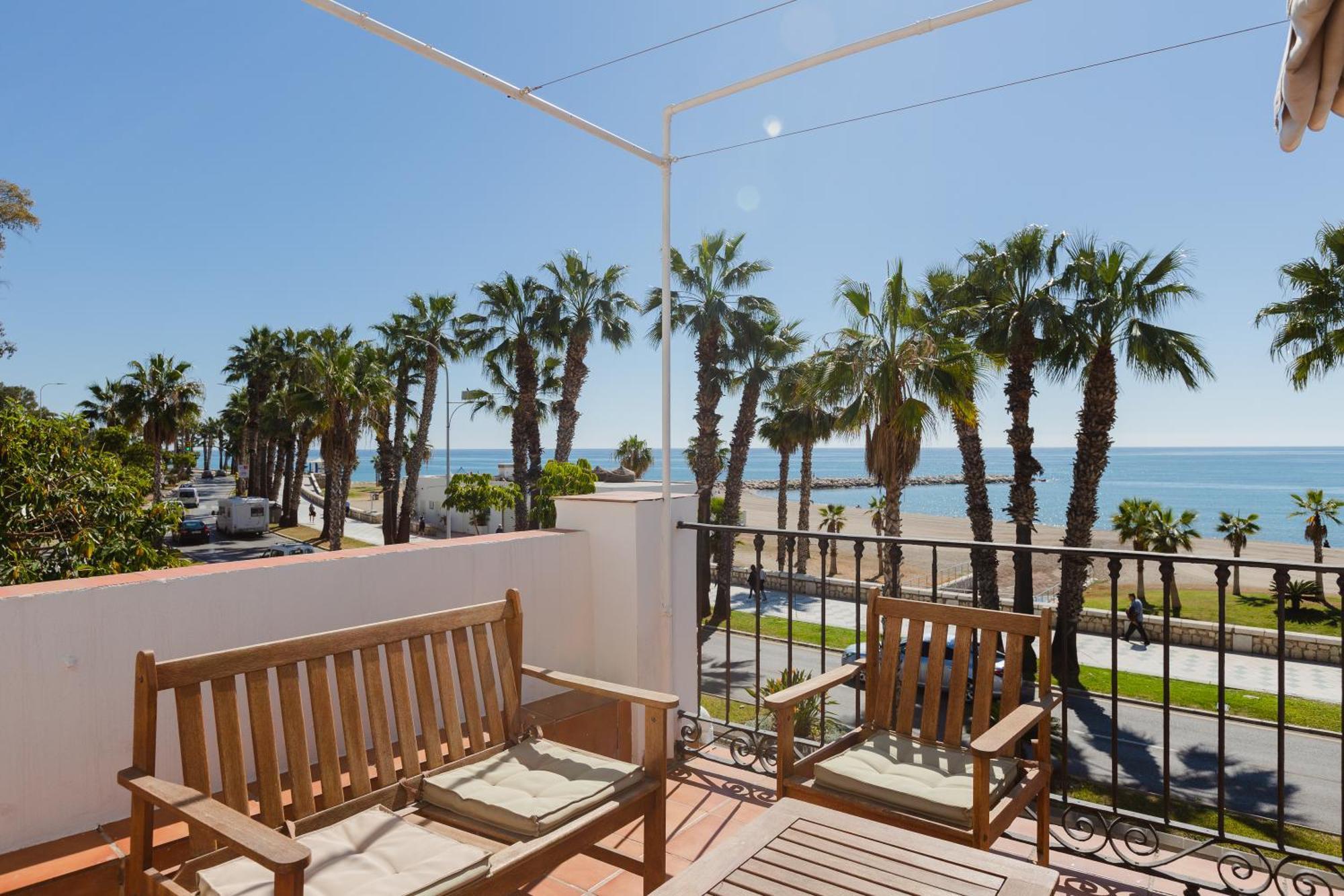 Apartamento Con Encanto En Primera Linea De Playa Малага Екстер'єр фото