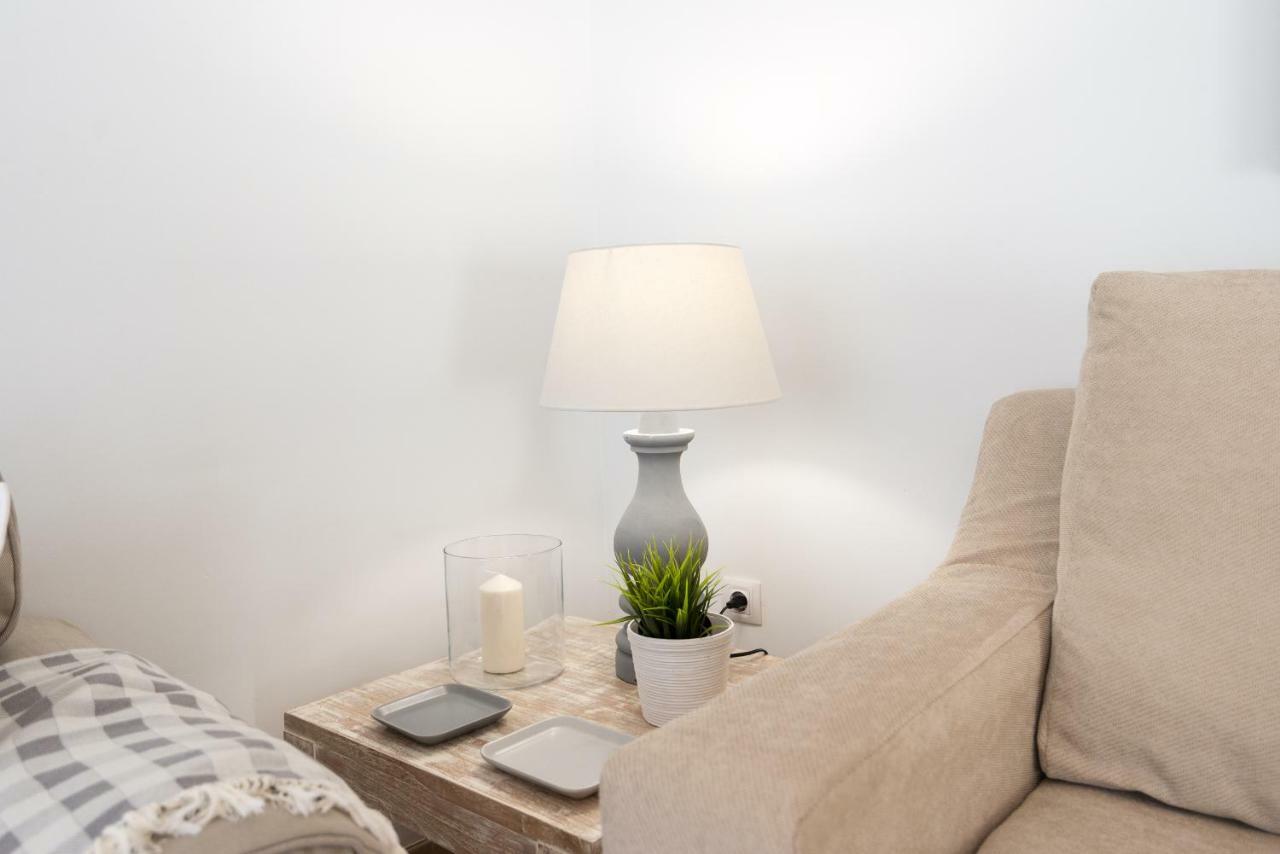 Apartamento Con Encanto En Primera Linea De Playa Малага Екстер'єр фото